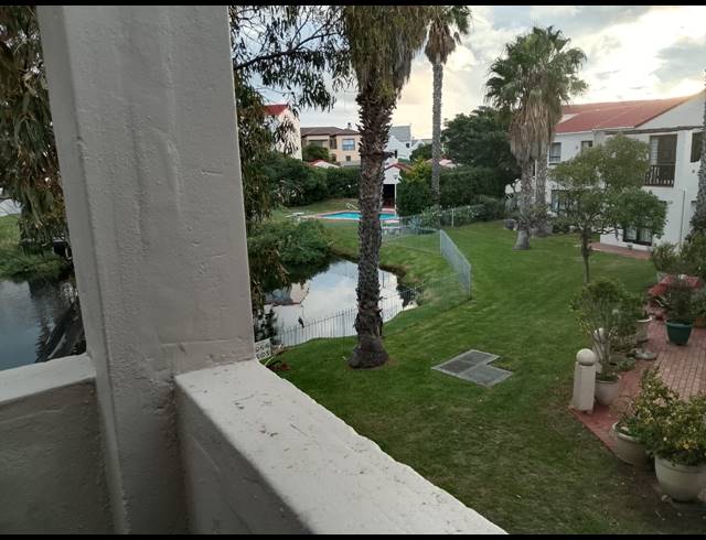 1 bed property to rent in GREENWAYS